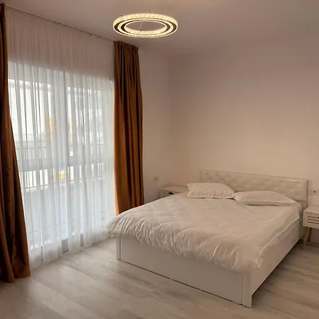 Satina Garden Apartment *