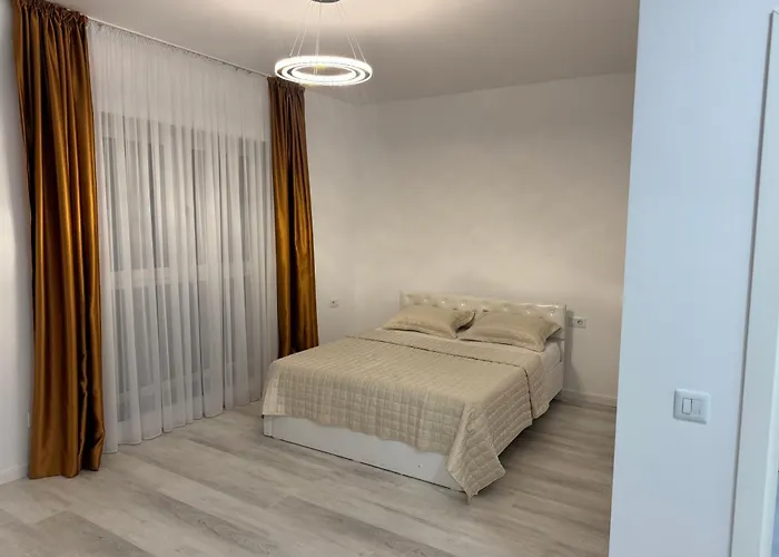 Satina Garden Apartment *